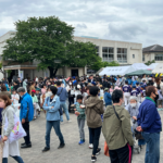 多くの人が来場